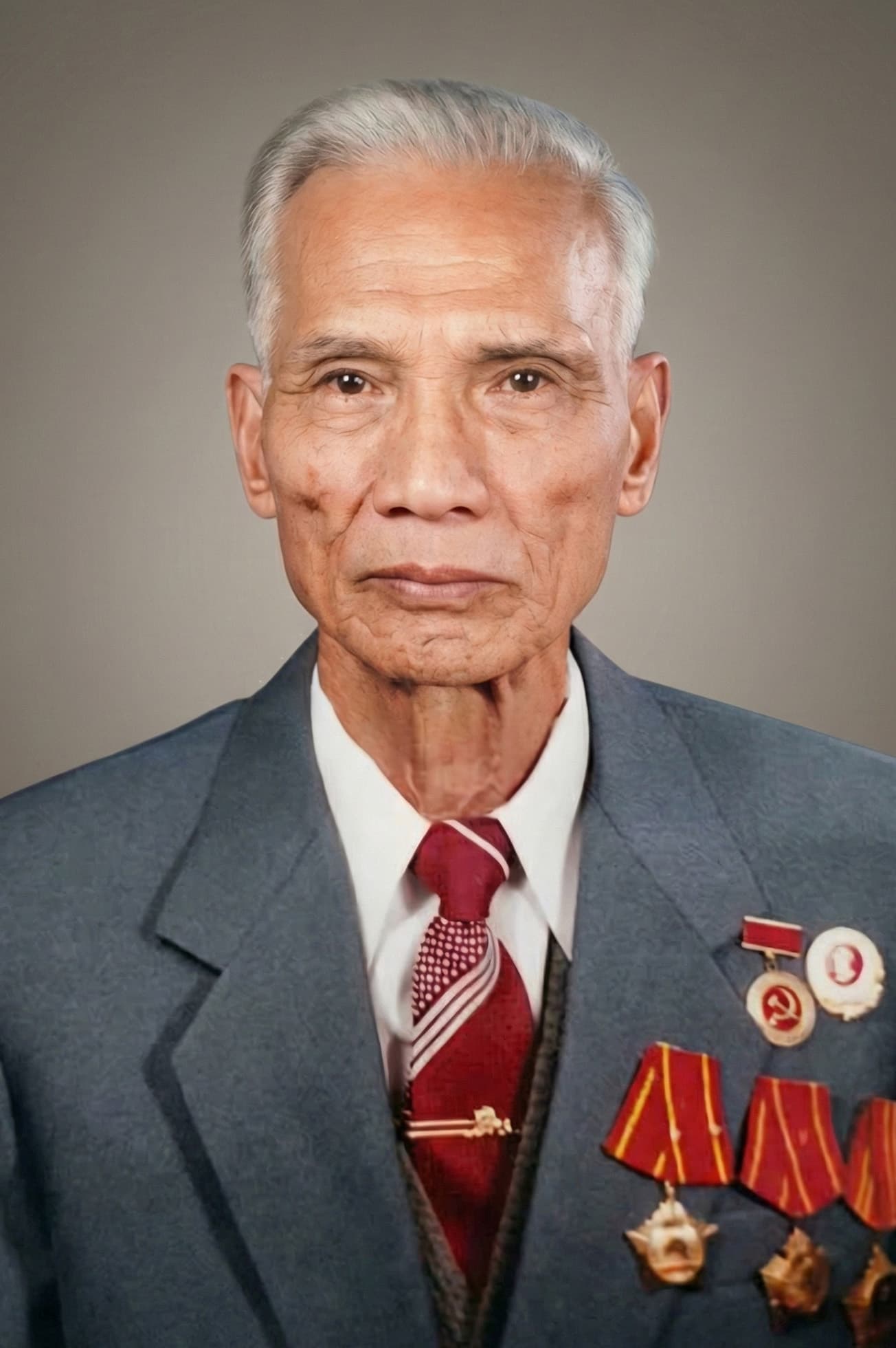 Ảnh chân dung Hoàng Chi