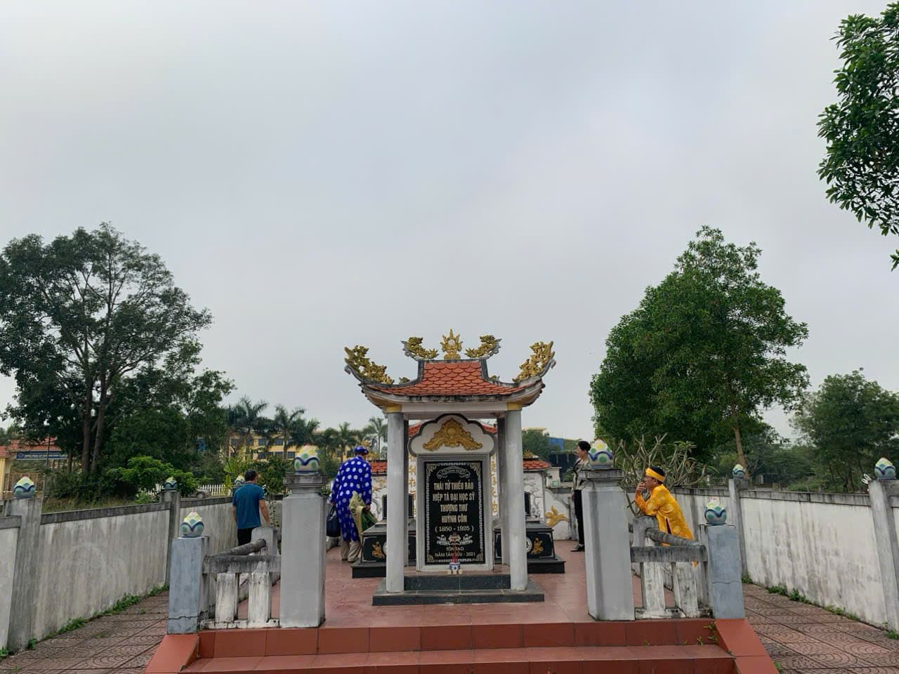 LĂNG MỘ TỔ TIÊN – DẤU TÍCH NGÀN NĂM KHÔNG PHAI