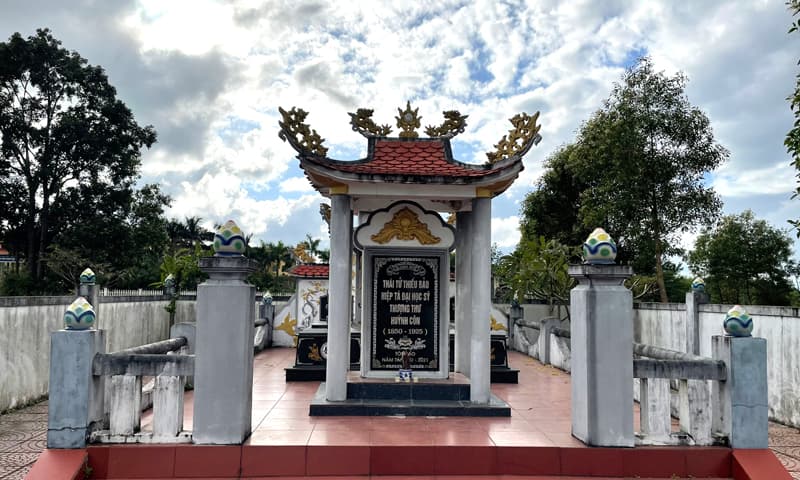 Trùng tu lăng mộ Cụ Thượng thư Huỳnh Côn: Tâm hương hướng về cội nguồn