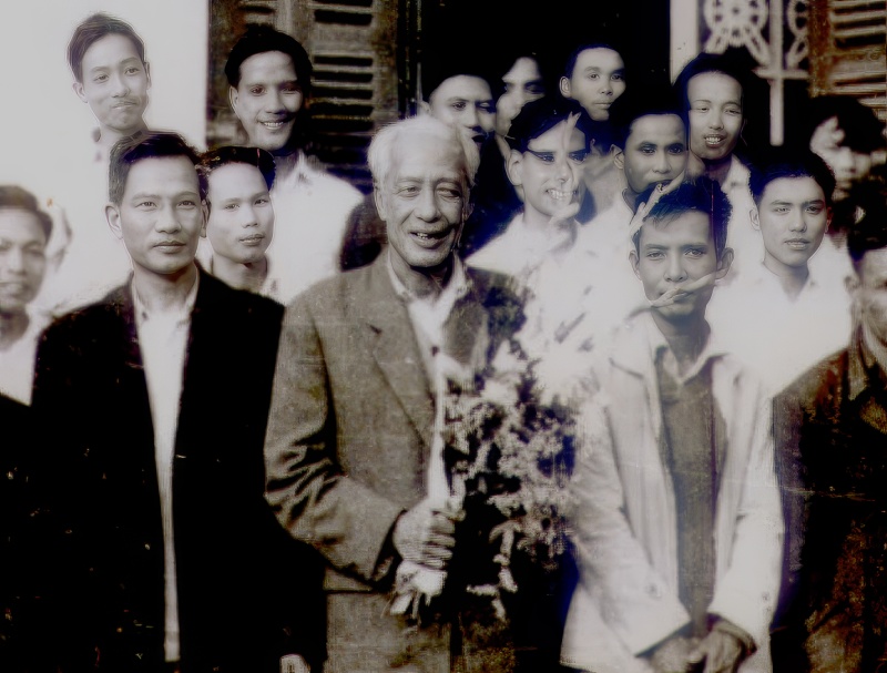 Nhà giáo nhân dân Hoàng Thiếu Sơn